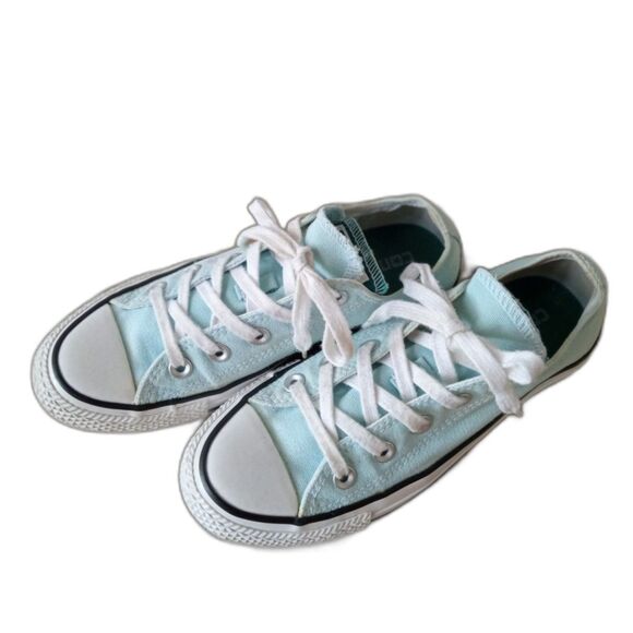Converse All-Star Women's size 6 - Picture 1 of 8